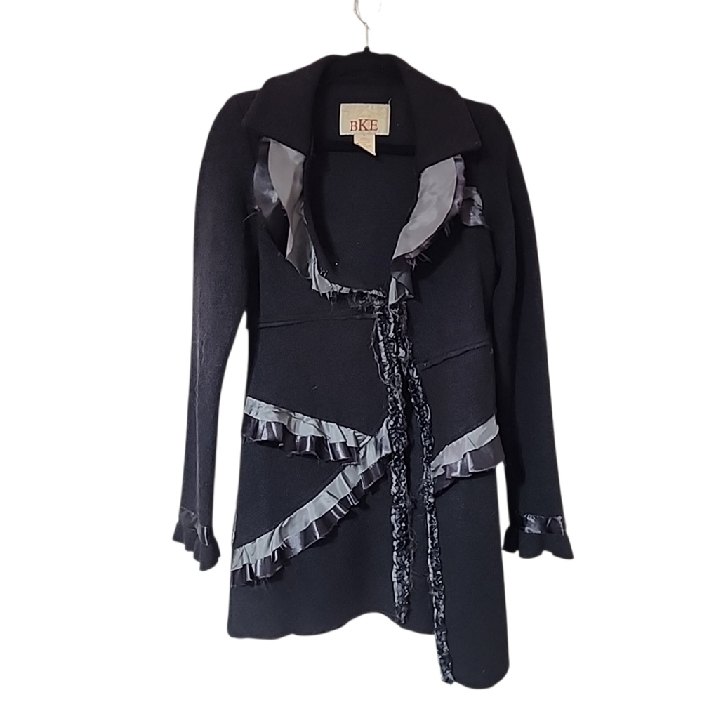BKE Y2K Black Ruffled Statement Coat Size M - Picture 2 of 4
